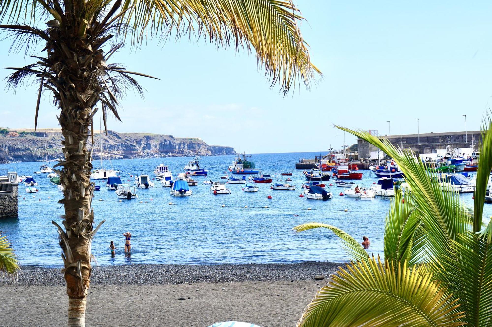 Casa Blanca , nahe am Strand , WiFI frei Guía de Isora Exterior foto